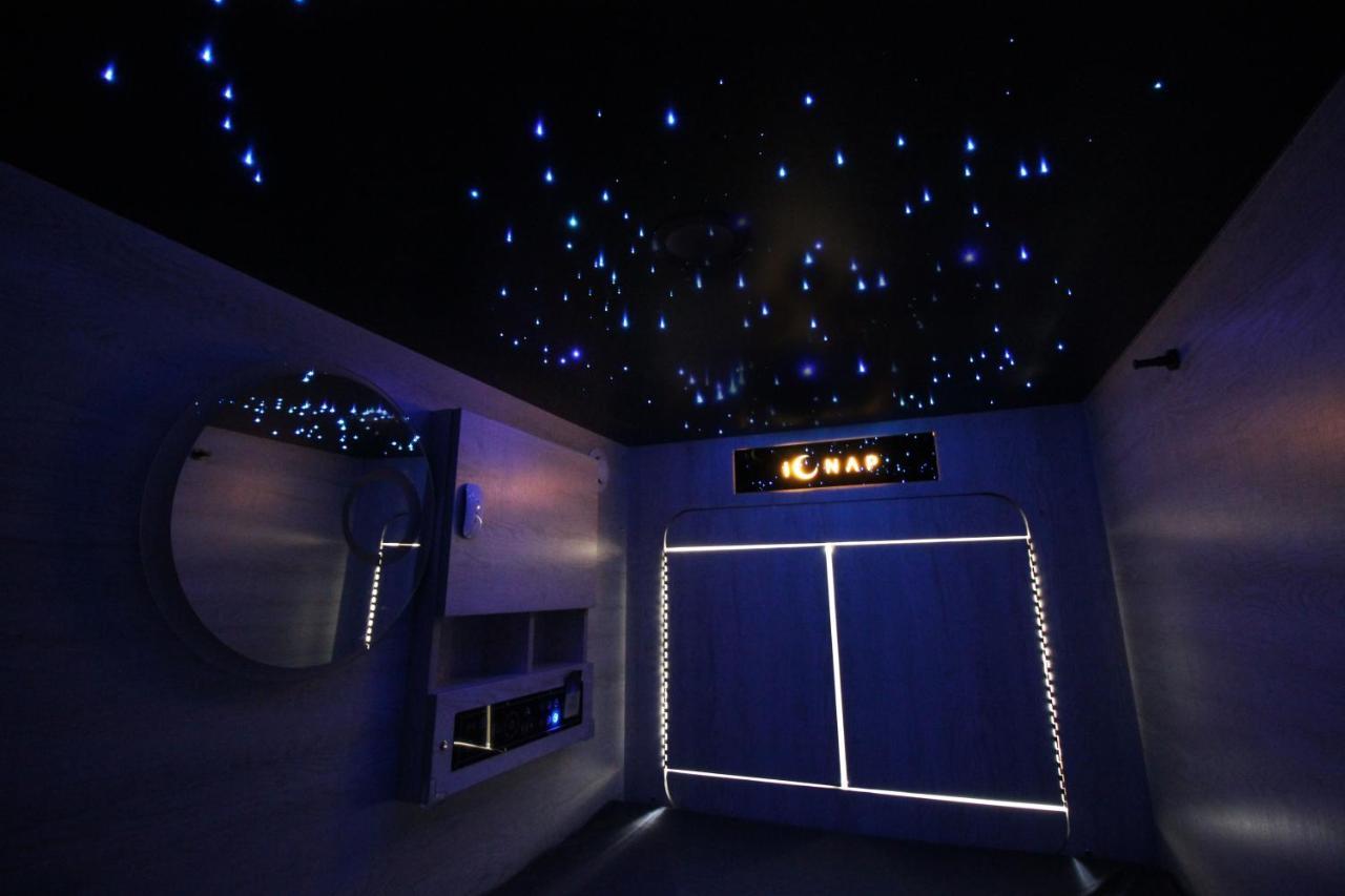 L'Etoile De Mer Mong Kok - Capsule Hotel Kowloon (Hong Kong) Exterior foto