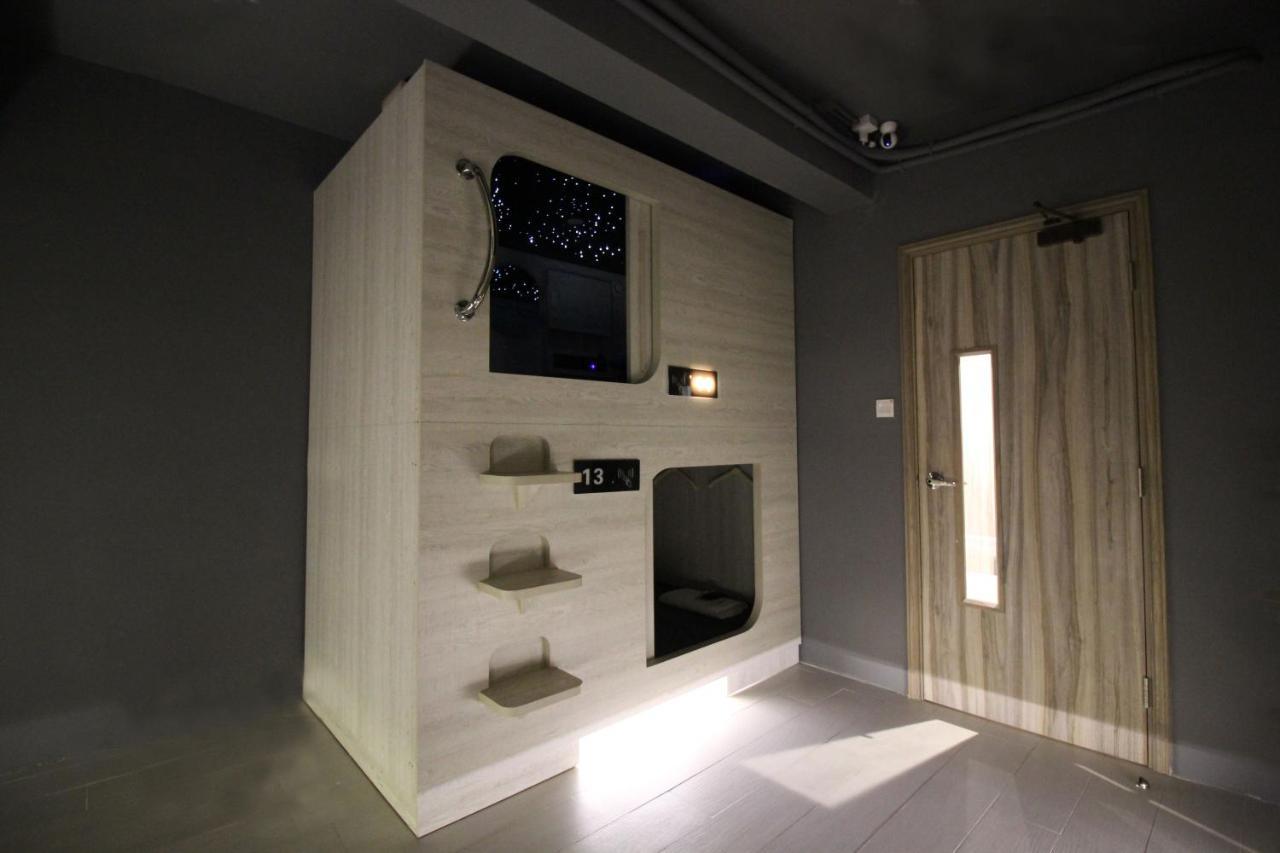 L'Etoile De Mer Mong Kok - Capsule Hotel Kowloon (Hong Kong) Exterior foto